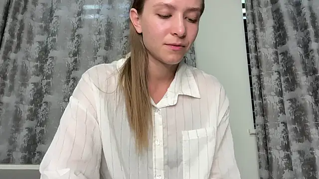 Snapshot of DanikaMory chatting on June 24, 2:05 pm DanikaMory online show from June 24, 2:05 pm