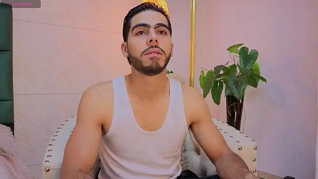 Jadiel Stone online show from June 18, 12:20 pm