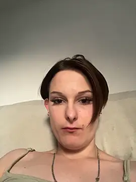 Quenn667 online show from May 24, 6:57 pm