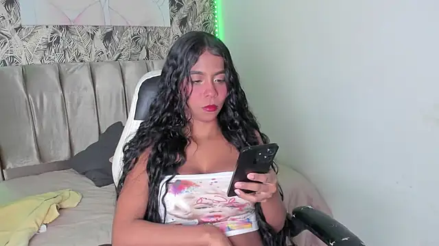 Snapshot of Taniaglam chatting on June 17, 5:58 pm Taniaglam online show from June 17, 5:58 pm