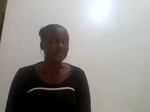 Snapshot of Ebonylouisa chatting on July 17, 6:13 pm Ebonylouisa online show from July 17, 6:13 pm