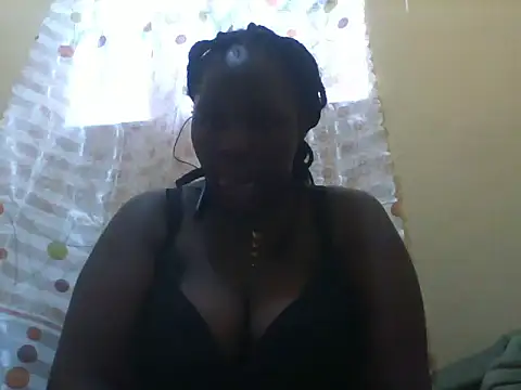 Snapshot of Ebonyshan chatting on May 27, 8:22 am Ebonyshan online show from May 27, 8:22 am