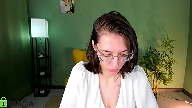 eva sicret online show from June 7, 4:16 am