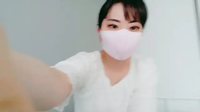 Snapshot of mayu_Hcup_jp chatting on May 27, 8:00 am mayu Hcup jp online show from May 27, 8:00 am