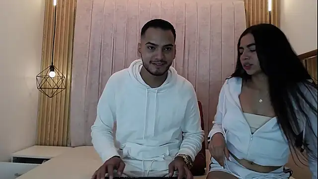 Snapshot of CarolinaySebas chatting on June 20, 1:14 pm CarolinaySebas online show from June 20, 1:14 pm