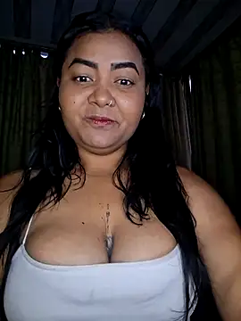 Snapshot of DEISY_8670 chatting on June 19, 10:41 am DEISY 8670 online show from June 19, 10:41 am