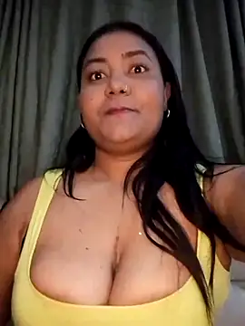 Snapshot of DEISY_8670 chatting on June 30, 10:38 am DEISY 8670 online show from June 30, 10:38 am