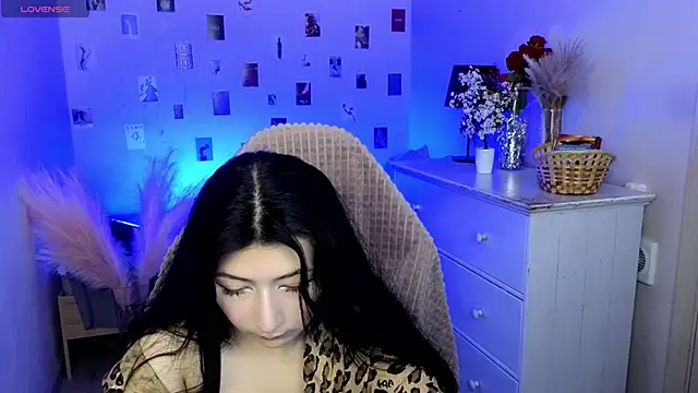 Vanessa LimX online show from June 28, 12:33 pm