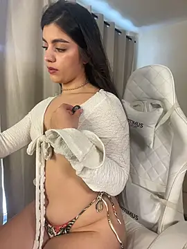 Amel Rosse online show from July 12, 3:25 pm