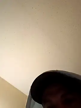 Snapshot of Wild_dude chatting on March 19, 2:59 am Wild dude online show from March 19, 2:59 am