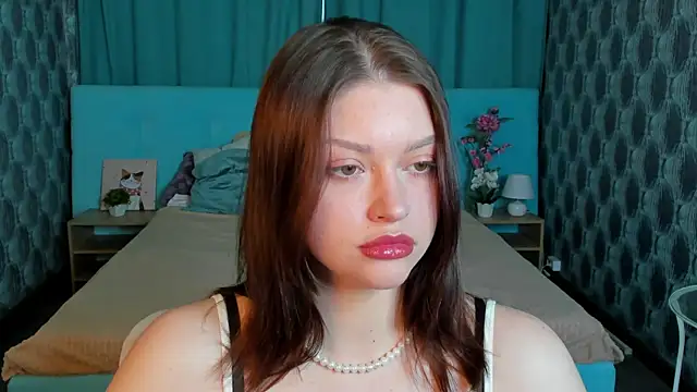 Maya-Mimi online show from June 13, 1:03 am