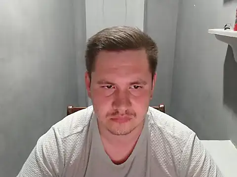 Snapshot of Max_Marlyn chatting on July 13, 6:00 pm Max Marlyn online show from July 13, 6:00 pm