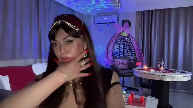 Snapshot of BellaSecret chatting on May 27, 10:07 pm BellaSecret online show from May 27, 10:07 pm