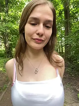 Snapshot of Bamby_bump chatting on June 30, 1:56 pm Bamby bump online show from June 30, 1:56 pm