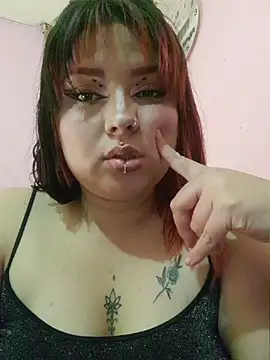 Snapshot of curvy_latina chatting on July 30, 7:13 pm curvy latina online show from July 30, 7:13 pm