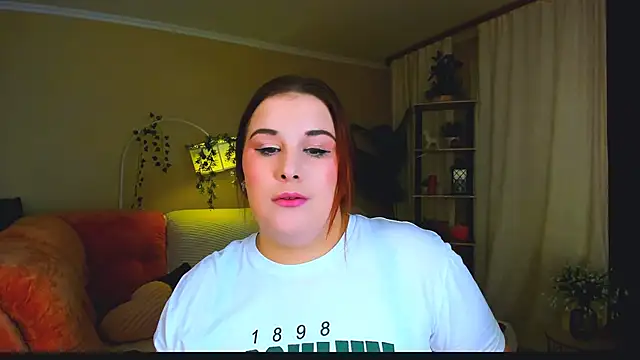 OliviaTwens online show from June 3, 3:09 am