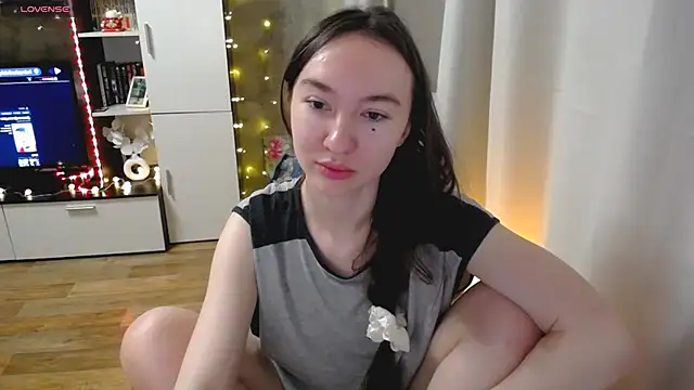 Maryana Ro online show from March 15, 10:27 pm