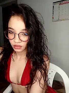 Snapshot of barbaratwerk chatting on June 6, 8:35 pm barbaratwerk online show from June 6, 8:35 pm
