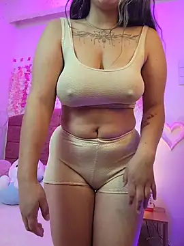Evangeline Salas online show from June 18, 2:10 pm