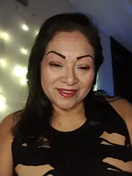 Snapshot of Khatty_Sex chatting on June 17, 7:15 pm Khatty Sex online show from June 17, 7:15 pm
