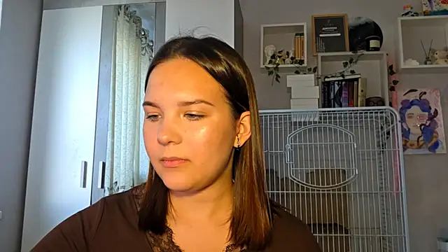 Snapshot of AtticNobel chatting on May 27, 10:12 am AtticNobel online show from May 27, 10:12 am