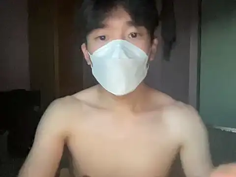 Snapshot of Asianbigfun chatting on July 1, 9:22 am Asianbigfun online show from July 1, 9:22 am