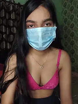 Snapshot of love_kaur chatting on July 3, 2:34 pm love kaur online show from July 3, 2:34 pm