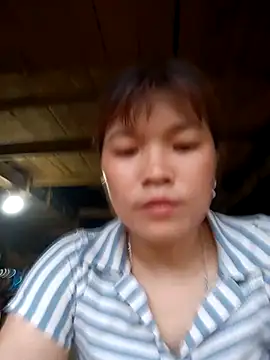 Snapshot of Fjnzjk chatting on June 23, 11:41 am Fjnzjk online show from June 23, 11:41 am