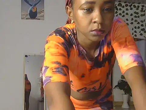 Snapshot of Skyy_Brown chatting on June 16, 7:11 am Skyy Brown online show from June 16, 7:11 am