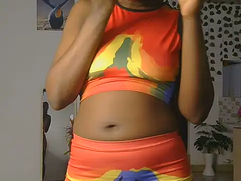 Snapshot of Skyy_Brown chatting on June 25, 10:58 pm Skyy Brown online show from June 25, 10:58 pm