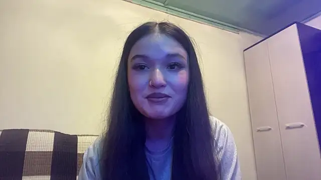 Snapshot of LisetteParajon chatting on May 27, 4:15 pm LisetteParajon online show from May 27, 4:15 pm