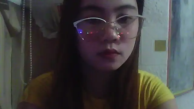 Snapshot of MatildaJanik chatting on May 30, 3:36 am MatildaJanik online show from May 30, 3:36 am