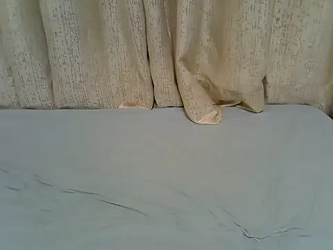 Snapshot of Beryldee chatting on June 28, 12:44 pm Beryldee online show from June 28, 12:44 pm