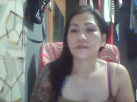 Snapshot of pinayheartaker chatting on June 2, 3:14 pm pinayheartaker online show from June 2, 3:14 pm