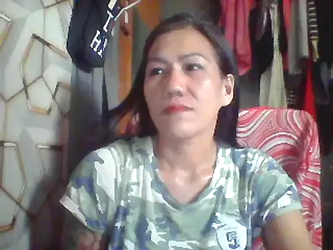 Snapshot of pinayheartaker chatting on June 10, 1:06 am pinayheartaker online show from June 10, 1:06 am