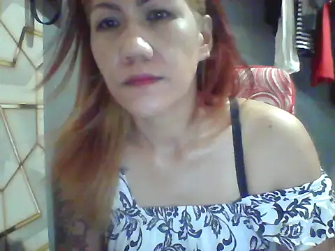 Snapshot of pinayheartaker chatting on June 24, 2:43 am pinayheartaker online show from June 24, 2:43 am