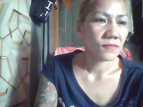 Snapshot of pinayheartaker chatting on July 12, 4:03 am pinayheartaker online show from July 12, 4:03 am