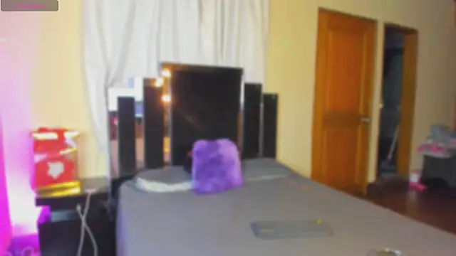 cassie stevens  online show from June 11, 3:04 am