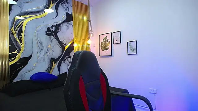 OliverMorgan66 online show from May 28, 7:33 pm
