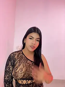 Snapshot of Dulce-Emi chatting on May 28, 1:14 am Dulce-Emi online show from May 28, 1:14 am