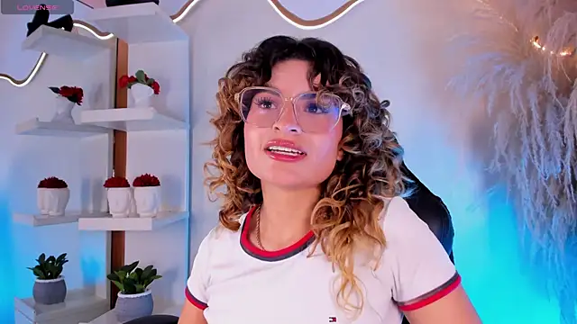 emilymjs  online show from May 31, 4:09 am