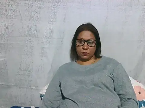 IndianSexyMilf69 online show from June 4, 5:02 am