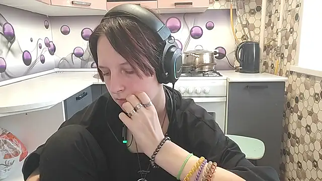 Saranade online show from June 27, 5:07 pm