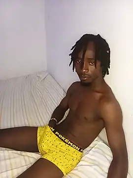 youngdee254 online show from July 11, 3:26 pm