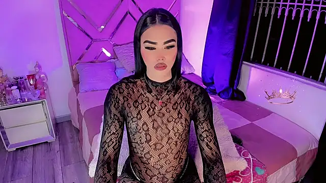 Snapshot of dayana_sweetx chatting on July 17, 10:00 am dayana sweetx online show from July 17, 10:00 am