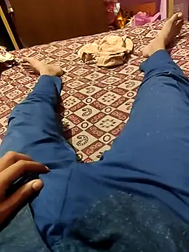 Snapshot of MSD1999AKASH chatting on July 10, 4:31 pm MSD1999AKASH online show from July 10, 4:31 pm