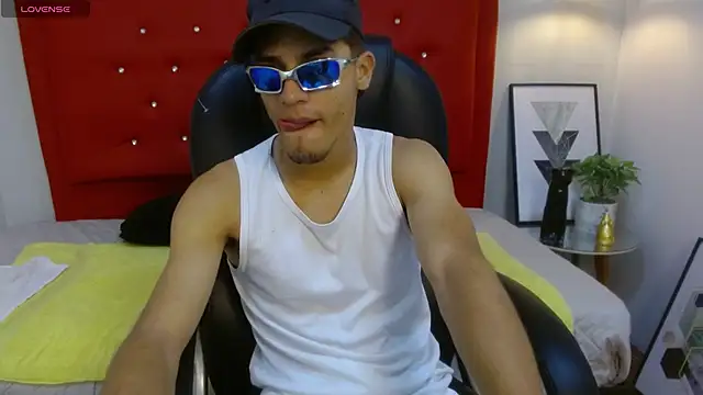 Snapshot of Mark_Jackson69 chatting on July 1, 11:34 am Mark Jackson69 online show from July 1, 11:34 am