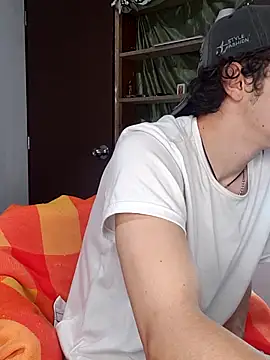 Snapshot of kervs_id chatting on June 3, 11:32 pm kervs id online show from June 3, 11:32 pm