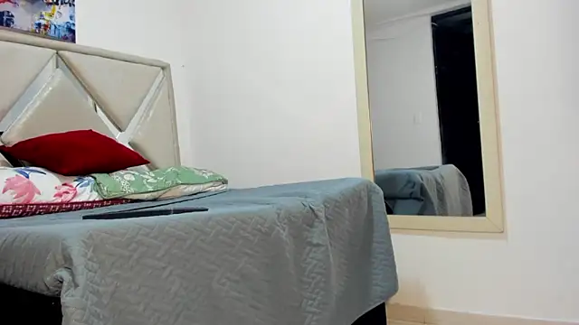 Lucas cruz1 online show from June 10, 3:18 am