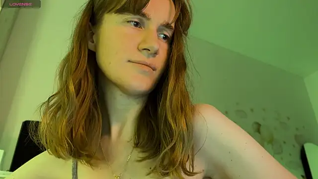 Snapshot of agniia257 chatting on July 3, 4:02 pm agniia257 online show from July 3, 4:02 pm